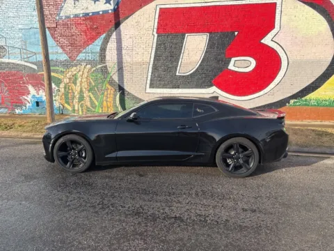 Another view of 2017 Chevrolet Camaro 2LT for sale in Des Arc, AR at D3 Auto Sales - Des Arc, AR