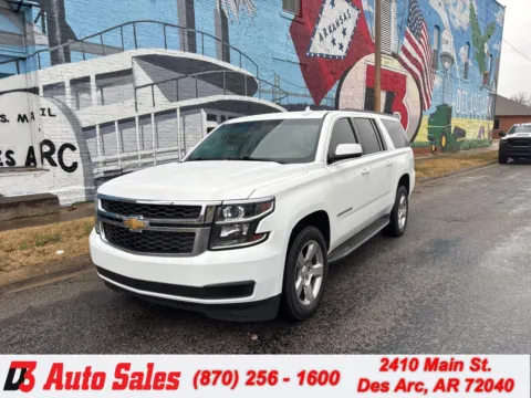 White 2015 Chevrolet Suburban LT for sale in Des Arc, AR
