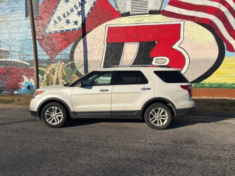 Another view of 2015 Ford Explorer XLT for sale in Des Arc, AR at D3 Auto Sales - Des Arc, AR