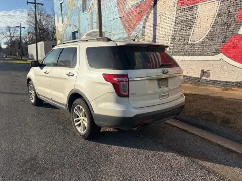 More photos of 2015 Ford Explorer XLT at D3 Auto Sales - Des Arc, AR, AR