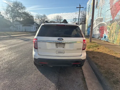 More photos of 2015 Ford Explorer XLT at D3 Auto Sales - Des Arc, AR, AR