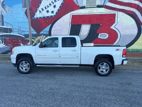 Another view of 2013 GMC Sierra 2500HD Denali for sale in Des Arc, AR at D3 Auto Sales - Des Arc, AR