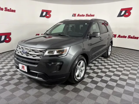 Photos of 2019 Ford Explorer XLT for sale in Des Arc, AR at D3 Auto Sales - Des Arc, AR