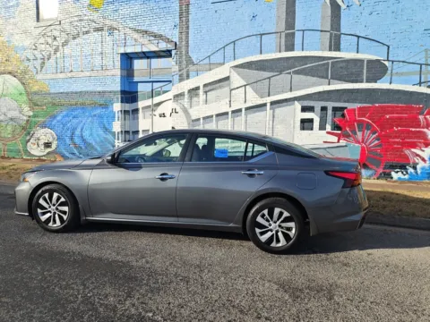 Another view of 2023 Nissan Altima 2.5 S for sale in Des Arc, AR at D3 Auto Sales - Des Arc, AR