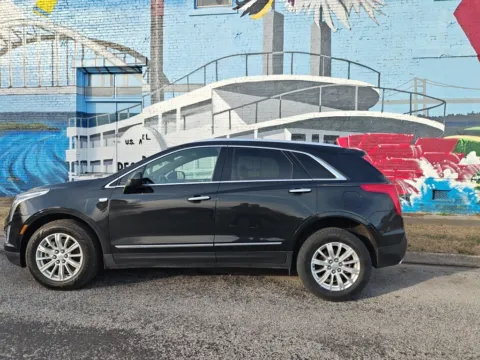 Another view of 2019 Cadillac XT5 for sale in Des Arc, AR at D3 Auto Sales - Des Arc, AR