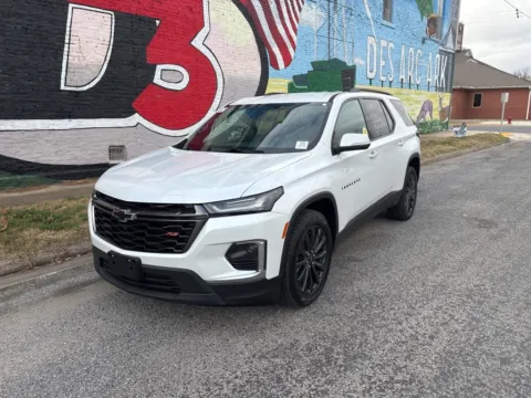 Photos of 2023 Chevrolet Traverse RS for sale in Des Arc, AR at D3 Auto Sales - Des Arc, AR