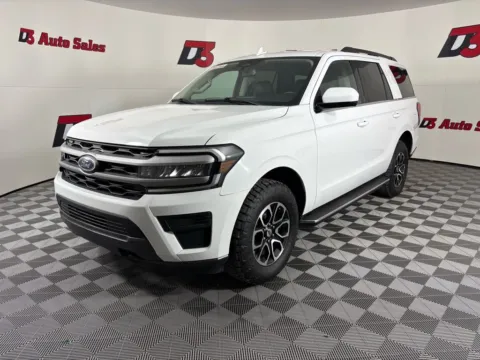 Photos of 2023 Ford Expedition XLT for sale in Des Arc, AR at D3 Auto Sales - Des Arc, AR