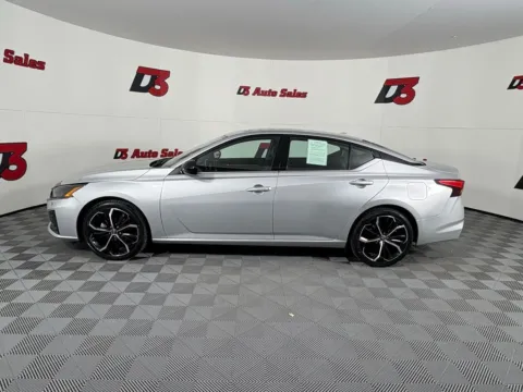 Another view of 2024 Nissan Altima 2.5 SR for sale in Des Arc, AR at D3 Auto Sales - Des Arc, AR