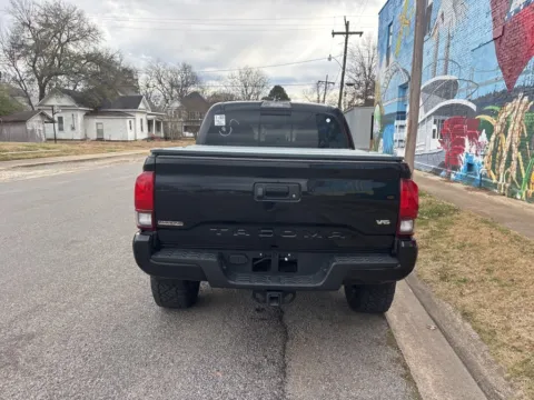 More photos of 2018 Toyota Tacoma SR5 at D3 Auto Sales - Des Arc, AR, AR