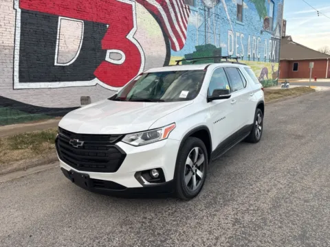 Photos of 2020 Chevrolet Traverse 3LT for sale in Des Arc, AR at D3 Auto Sales - Des Arc, AR