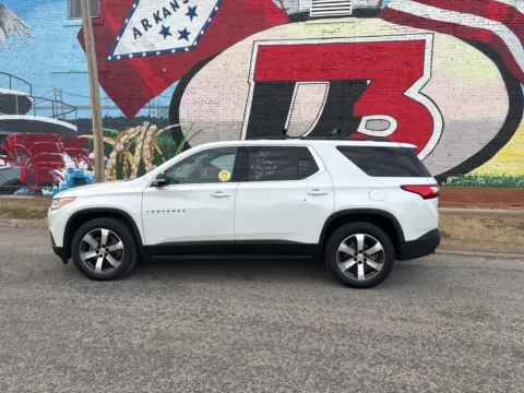 Another view of 2020 Chevrolet Traverse 3LT for sale in Des Arc, AR at D3 Auto Sales - Des Arc, AR