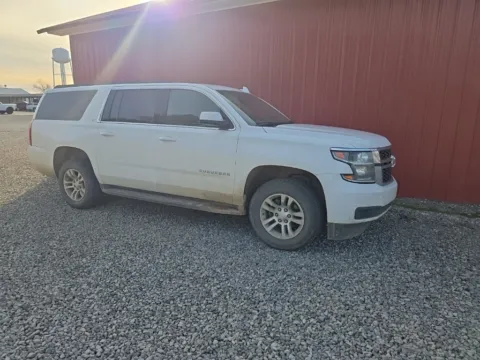 More photos of 2018 Chevrolet Suburban LT at D3 Auto Sales - Des Arc, AR, AR