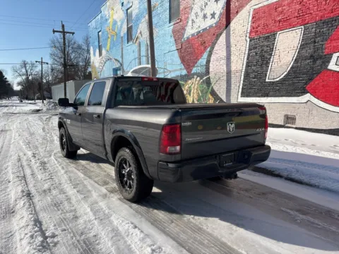 More photos of 2017 Ram 1500 SLT at D3 Auto Sales - Des Arc, AR, AR