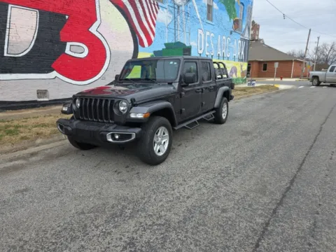 Photos of 2022 Jeep Gladiator Sport for sale in Des Arc, AR at D3 Auto Sales - Des Arc, AR