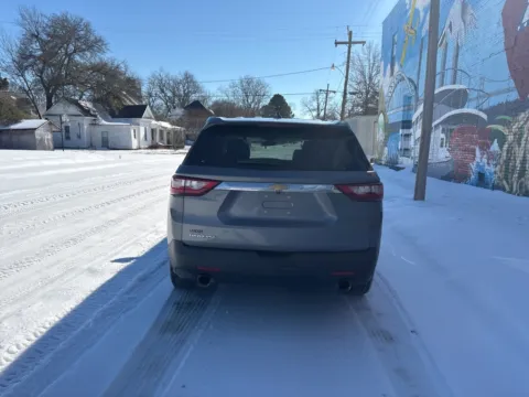 More photos of 2020 Chevrolet Traverse LS at D3 Auto Sales - Des Arc, AR, AR