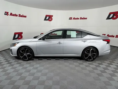 Another view of 2024 Nissan Altima 2.5 SR for sale in Des Arc, AR at D3 Auto Sales - Des Arc, AR