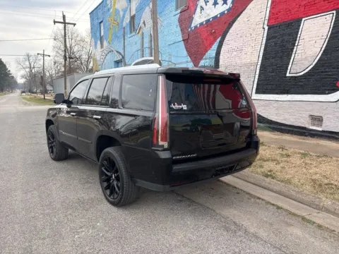 More photos of 2019 Cadillac Escalade Luxury at D3 Auto Sales - Des Arc, AR, AR