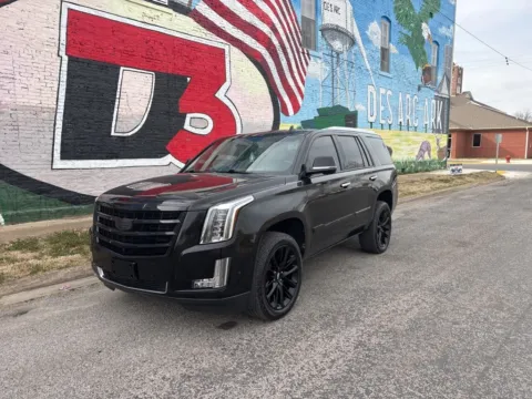 Photos of 2019 Cadillac Escalade Luxury for sale in Des Arc, AR at D3 Auto Sales - Des Arc, AR