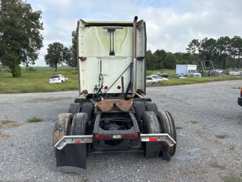 More photos of 2015 Mack Pinnacle at D3 Auto Sales - Des Arc, AR, AR