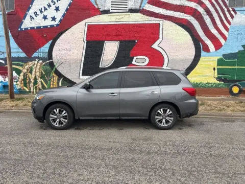 Another view of 2019 Nissan Pathfinder SL for sale in Des Arc, AR at D3 Auto Sales - Des Arc, AR