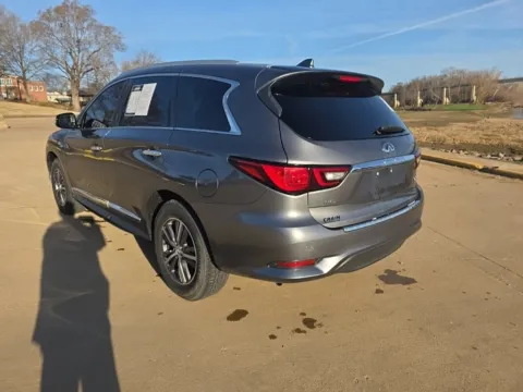 More photos of 2019 INFINITI QX60 LUXE at D3 Auto Sales - Des Arc, AR, AR