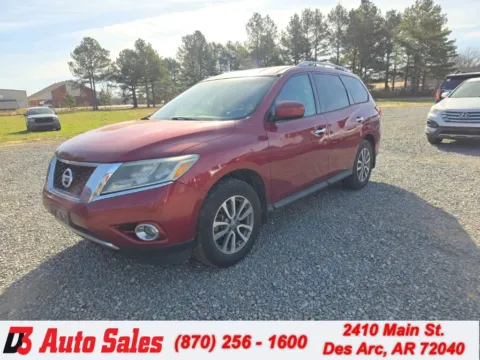 Red 2013 Nissan Pathfinder SV for sale in Des Arc, AR