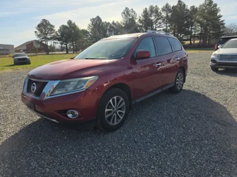 Photos of 2013 Nissan Pathfinder SV for sale in Des Arc, AR at D3 Auto Sales - Des Arc, AR