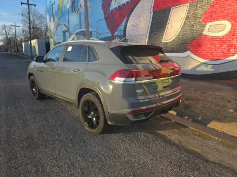 More photos of 2024 Volkswagen Atlas Cross Sport 2.0T SE w/Technology at D3 Auto Sales - Des Arc, AR, AR