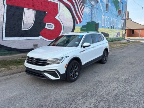Photos of 2022 Volkswagen Tiguan 2.0T SE for sale in Des Arc, AR at D3 Auto Sales - Des Arc, AR