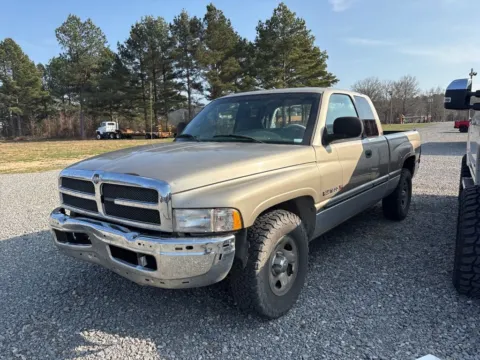 Another view of 2001 Dodge Ram 1500 for sale in Des Arc, AR at D3 Auto Sales - Des Arc, AR