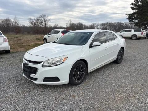 Another view of 2015 Chevrolet Malibu LT for sale in Des Arc, AR at D3 Auto Sales - Des Arc, AR