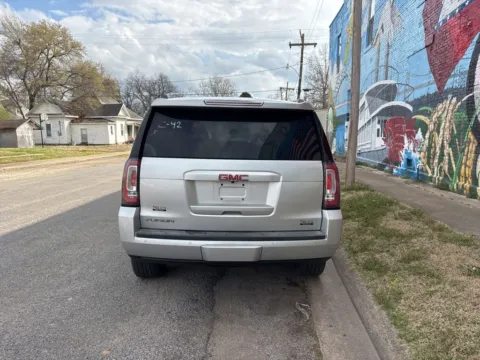 More photos of 2017 GMC Yukon SLT at D3 Auto Sales - Des Arc, AR, AR