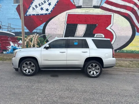 Another view of 2017 GMC Yukon SLT for sale in Des Arc, AR at D3 Auto Sales - Des Arc, AR