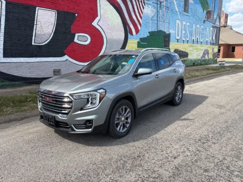 Photos of 2023 GMC Terrain SLT for sale in Des Arc, AR at D3 Auto Sales - Des Arc, AR