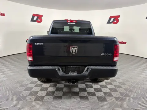 More photos of 2019 Ram 1500 Classic Tradesman at D3 Auto Sales - Des Arc, AR, AR