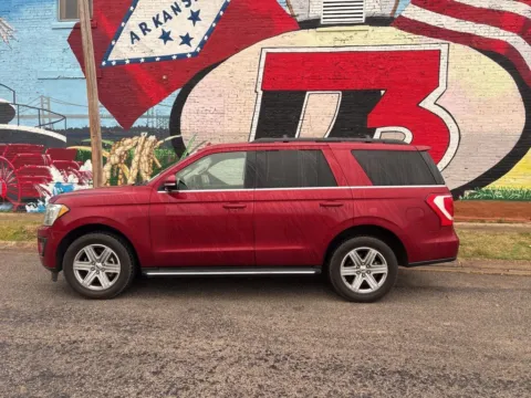 Another view of 2019 Ford Expedition XLT for sale in Des Arc, AR at D3 Auto Sales - Des Arc, AR