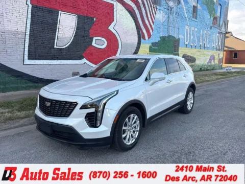 White 2019 Cadillac XT4 Luxury for sale in Des Arc, AR