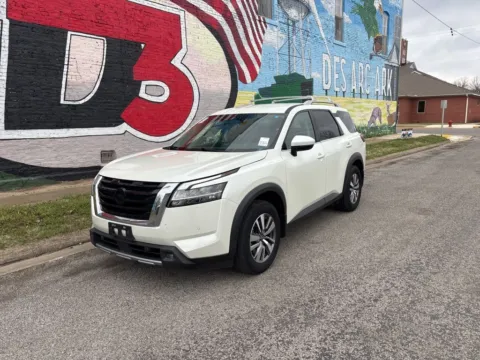 Photos of 2022 Nissan Pathfinder SL for sale in Des Arc, AR at D3 Auto Sales - Des Arc, AR