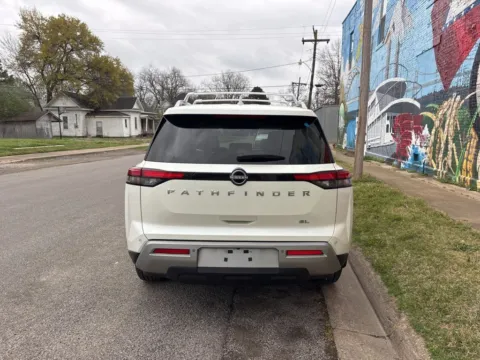 More photos of 2022 Nissan Pathfinder SL at D3 Auto Sales - Des Arc, AR, AR