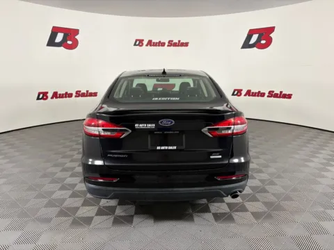 More photos of 2020 Ford Fusion SE at D3 Auto Sales - Des Arc, AR, AR