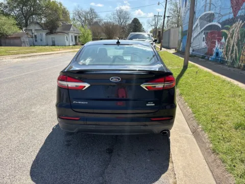 More photos of 2020 Ford Fusion SE at D3 Auto Sales - Des Arc, AR, AR