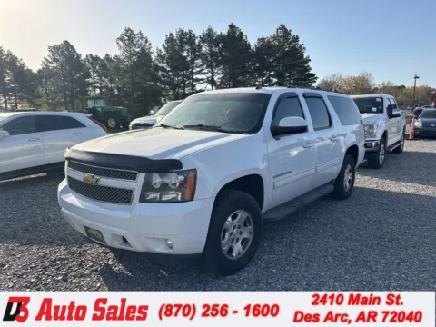 White 2013 Chevrolet Suburban 1500 LT for sale in Des Arc, AR