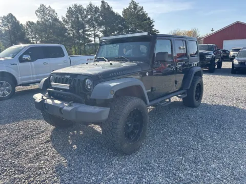 More photos of 2011 Jeep Wrangler Unlimited Rubicon at D3 Auto Sales - Des Arc, AR, AR