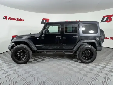 Another view of 2011 Jeep Wrangler Unlimited Rubicon for sale in Des Arc, AR at D3 Auto Sales - Des Arc, AR