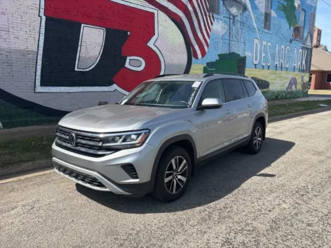 Photos of 2022 Volkswagen Atlas 2.0T SE for sale in Des Arc, AR at D3 Auto Sales - Des Arc, AR