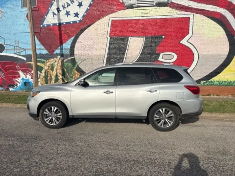 Another view of 2020 Nissan Pathfinder SL for sale in Des Arc, AR at D3 Auto Sales - Des Arc, AR