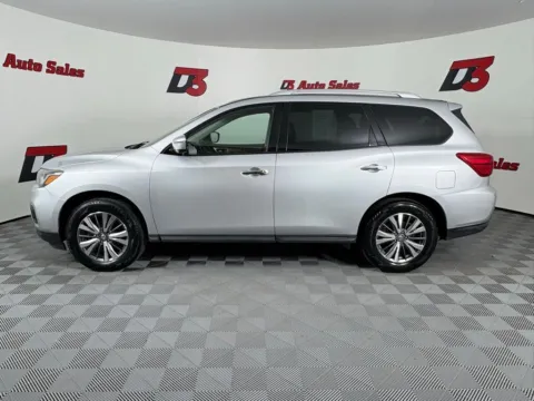 Another view of 2020 Nissan Pathfinder SL for sale in Des Arc, AR at D3 Auto Sales - Des Arc, AR