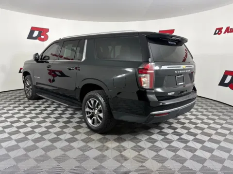 More photos of 2022 Chevrolet Suburban LT at D3 Auto Sales - Des Arc, AR, AR