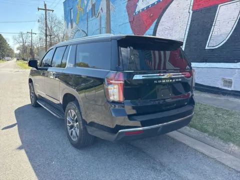 More photos of 2022 Chevrolet Suburban LT at D3 Auto Sales - Des Arc, AR, AR