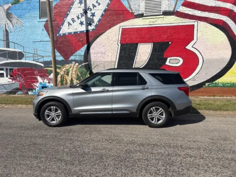Another view of 2023 Ford Explorer XLT for sale in Des Arc, AR at D3 Auto Sales - Des Arc, AR